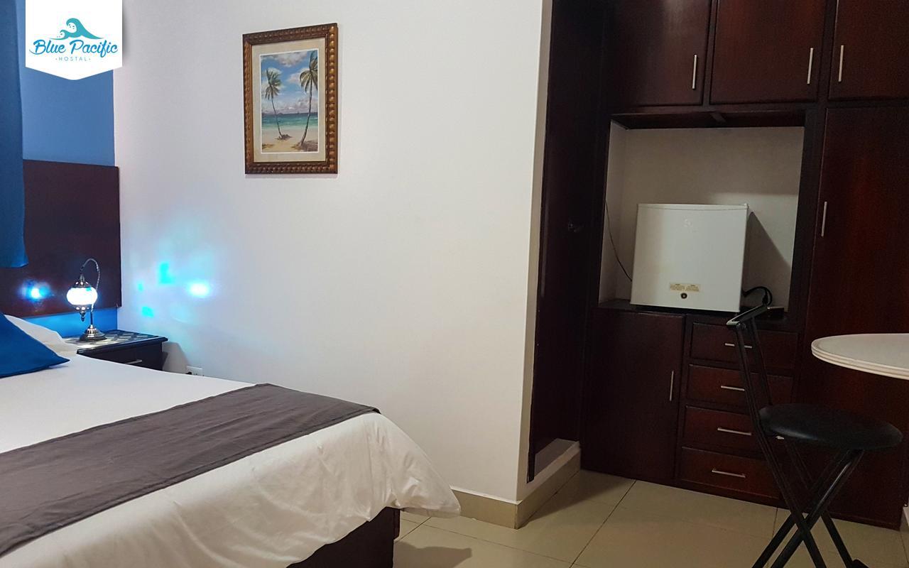 Hostal Blue Pacific Manta Kültér fotó